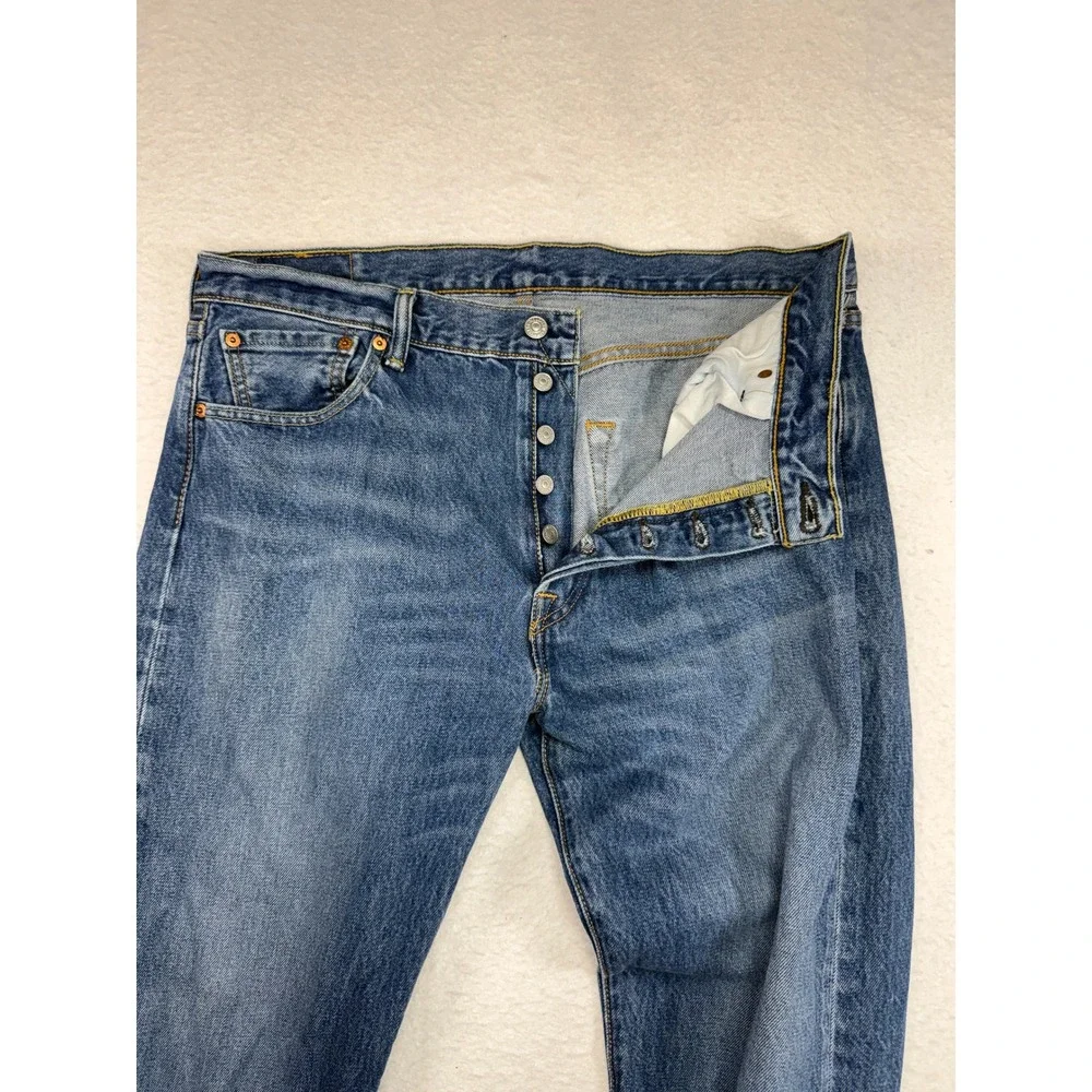 Levis 501 Original Fit Jeans Mens 36x30 Medium Wash Blue Straight Leg Button Fly